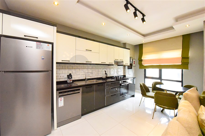 بنتهاوس مفروشة في منطقة أوبا الأوروبية