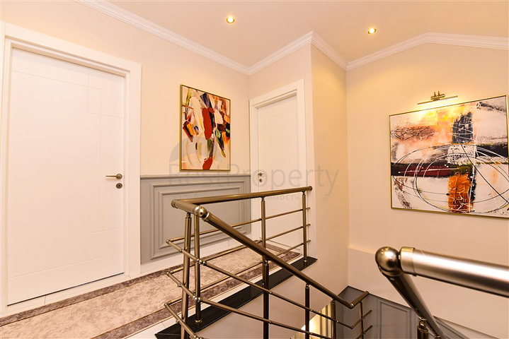 بنتهاوس مفروشة في منطقة أوبا الأوروبية