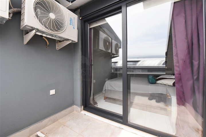 بنتهاوس مفروشة في منطقة أوبا الأوروبية