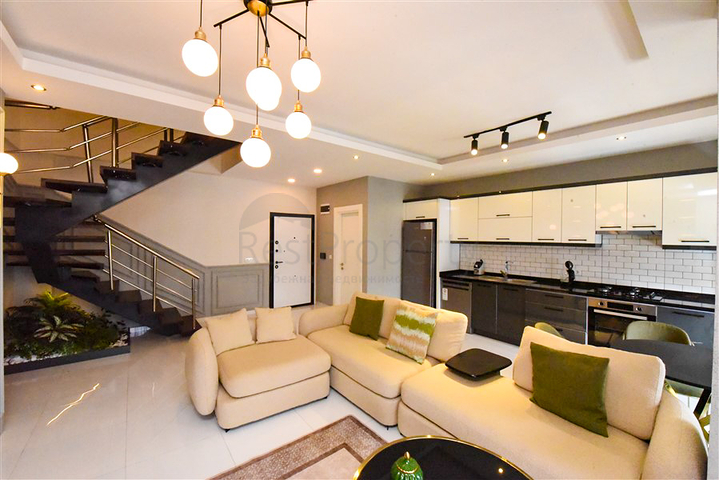 بنتهاوس مفروشة في منطقة أوبا الأوروبية