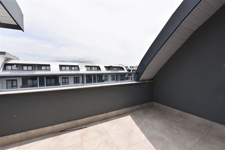 بنتهاوس مفروشة في منطقة أوبا الأوروبية