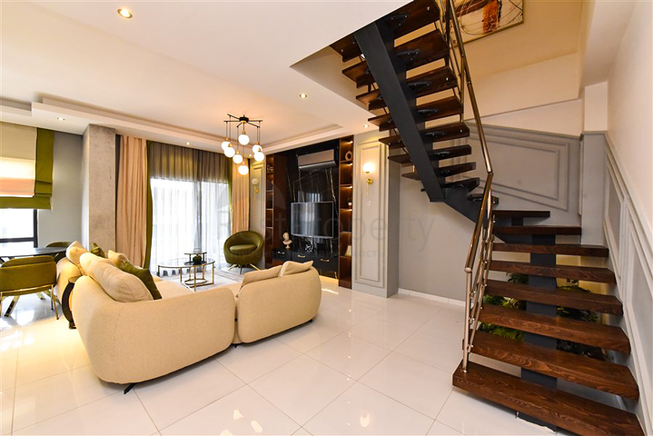 بنتهاوس مفروشة في منطقة أوبا الأوروبية