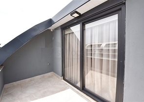 بنتهاوس مفروشة في منطقة أوبا الأوروبية