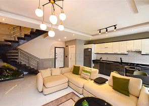 بنتهاوس مفروشة في منطقة أوبا الأوروبية