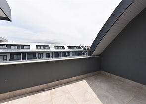 بنتهاوس مفروشة في منطقة أوبا الأوروبية