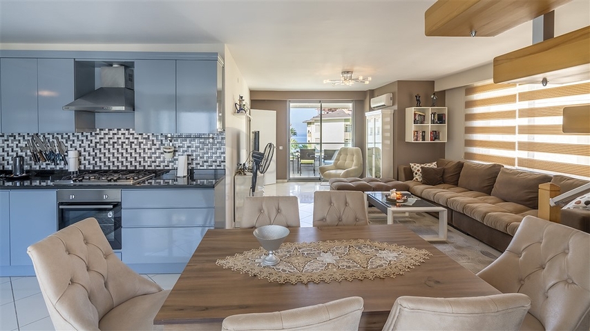 شقة 4 + 1 في السطر الأول مع إمكانية الحصول على الجنسية 