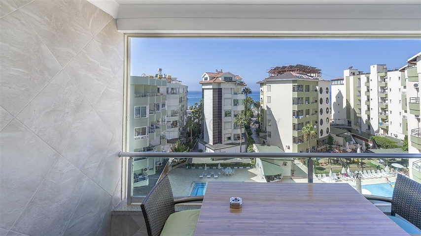 شقة 4 + 1 في السطر الأول مع إمكانية الحصول على الجنسية 