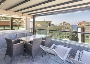 شقة 4 + 1 في السطر الأول مع إمكانية الحصول على الجنسية 