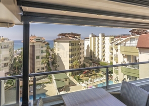 شقة 4 + 1 في السطر الأول مع إمكانية الحصول على الجنسية 