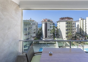 شقة 4 + 1 في السطر الأول مع إمكانية الحصول على الجنسية 