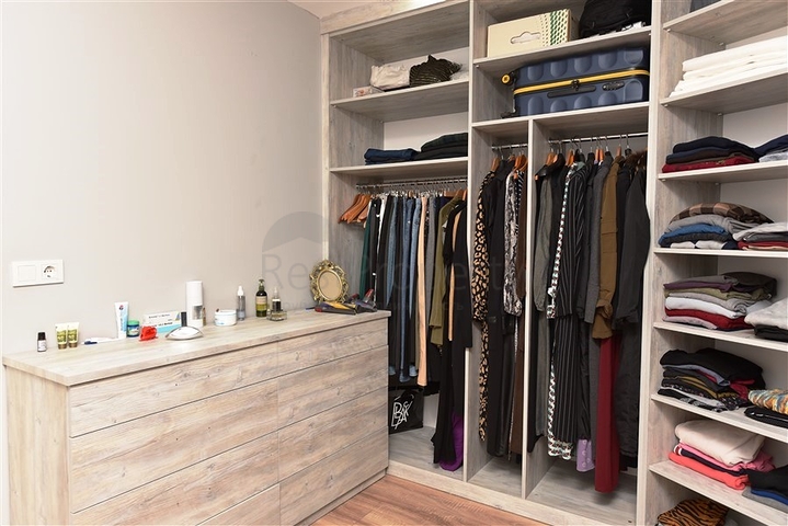 بنتهاوس 4 + 1 مع إطلالة مفتوحة على البحر وقلعة ألانيا