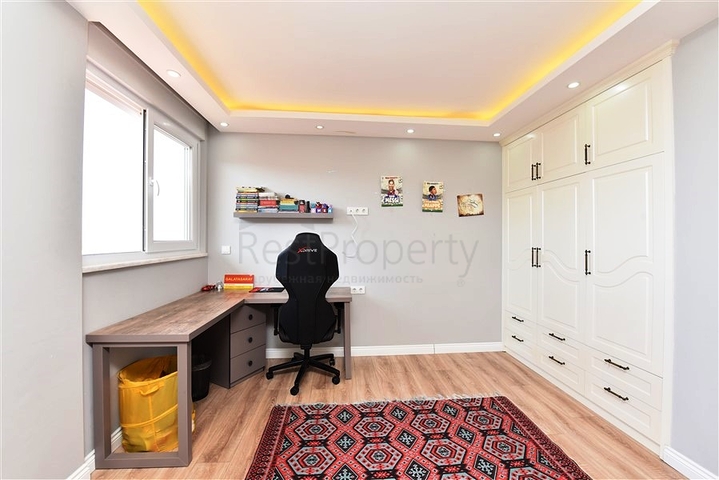 بنتهاوس 4 + 1 مع إطلالة مفتوحة على البحر وقلعة ألانيا