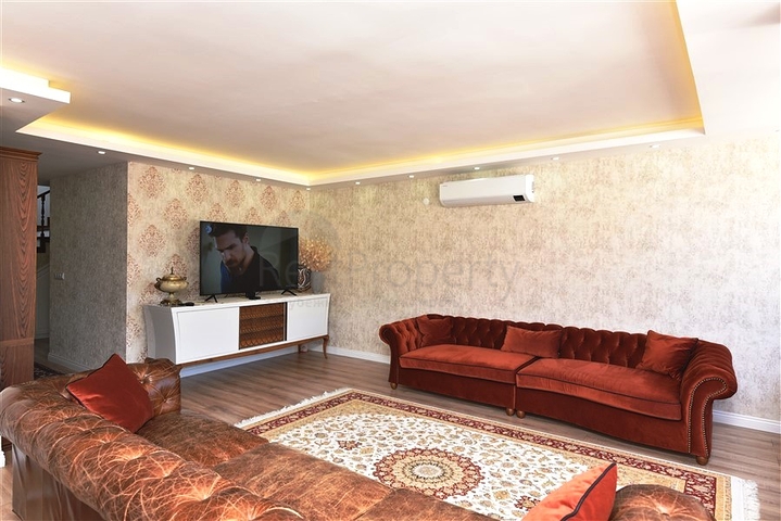 بنتهاوس 4 + 1 مع إطلالة مفتوحة على البحر وقلعة ألانيا