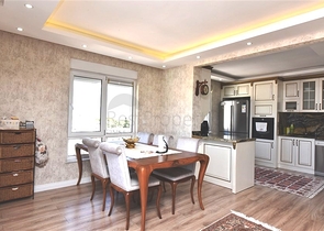 بنتهاوس 4 + 1 مع إطلالة مفتوحة على البحر وقلعة ألانيا