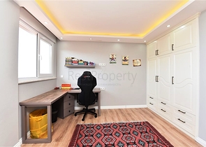 بنتهاوس 4 + 1 مع إطلالة مفتوحة على البحر وقلعة ألانيا