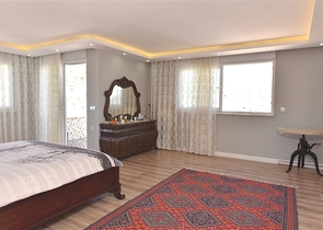 بنتهاوس 4 + 1 مع إطلالة مفتوحة على البحر وقلعة ألانيا