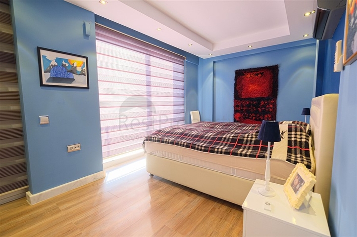 فيلا 4+1 مع مناظر خلابة وحمام سباحة