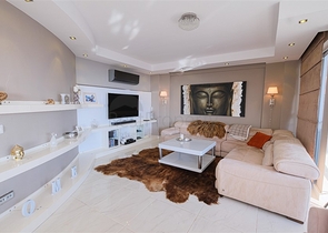 فيلا 4+1 مع مناظر خلابة وحمام سباحة