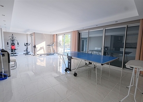 فيلا 4+1 مع مناظر خلابة وحمام سباحة