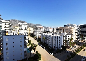 شقة فسيحة 2 + 1 في منطقة محمودلار