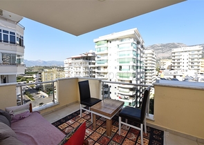 شقة فسيحة 2 + 1 في منطقة محمودلار