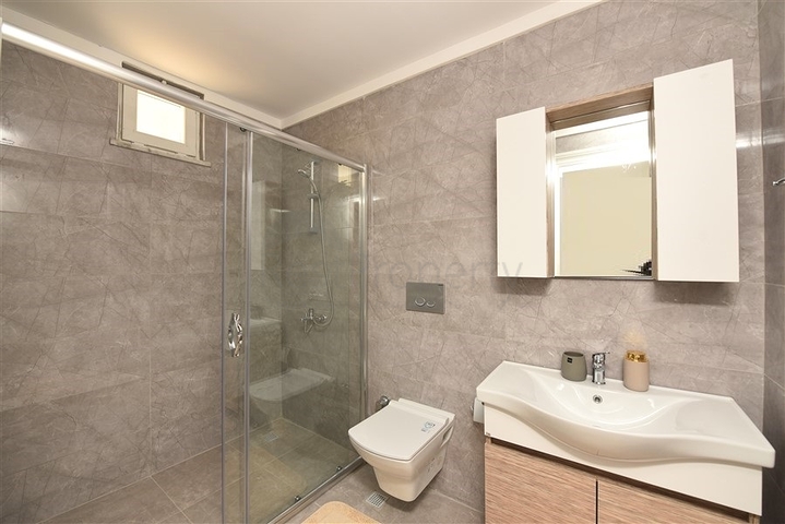 حديقة دوبلكس في وسط ألانيا