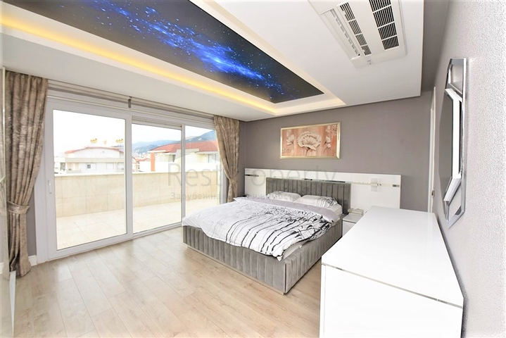 بنتهاوس 3+1 في منطقة أوبا 