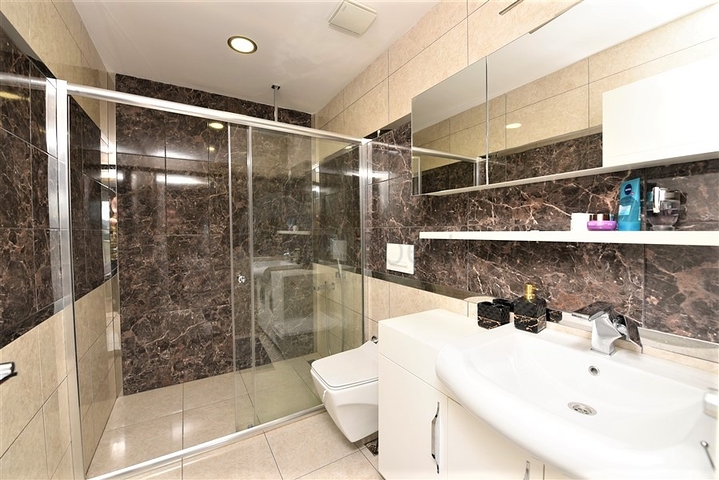 بنتهاوس 3+1 في منطقة أوبا 