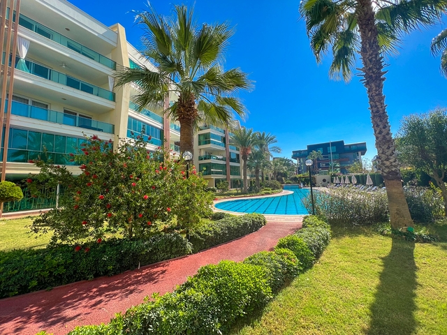 بنتهاوس 3+1 في منطقة أوبا 