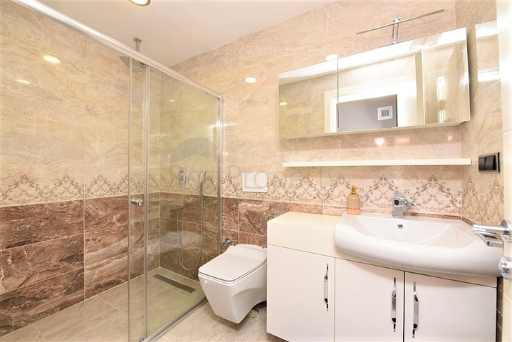 بنتهاوس 3+1 في منطقة أوبا 