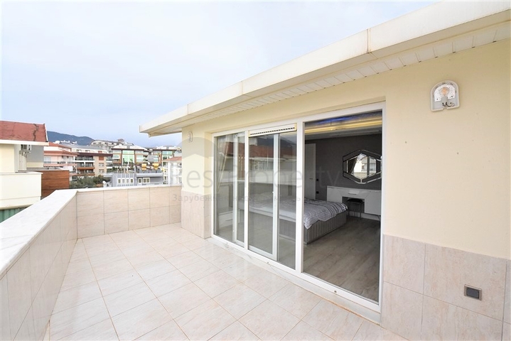 بنتهاوس 3+1 في منطقة أوبا 