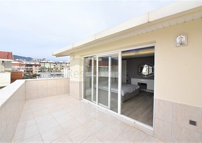 بنتهاوس 3+1 في منطقة أوبا 