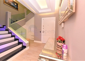 بنتهاوس 3+1 في منطقة أوبا 