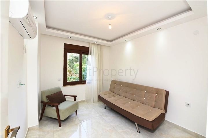 شقة دوبلكس 4 + 1 في كستل