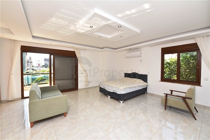 شقة دوبلكس 4 + 1 في كستل