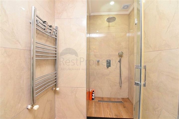 بنتهاوس في منطقة جيكجيلي مع إمكانية الحصول على الجنسية التركية