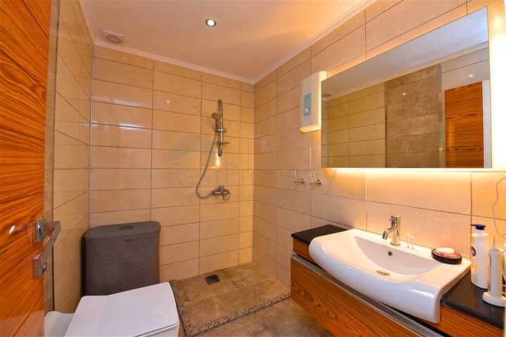 بنتهاوس في منطقة جيكجيلي مع إمكانية الحصول على الجنسية التركية