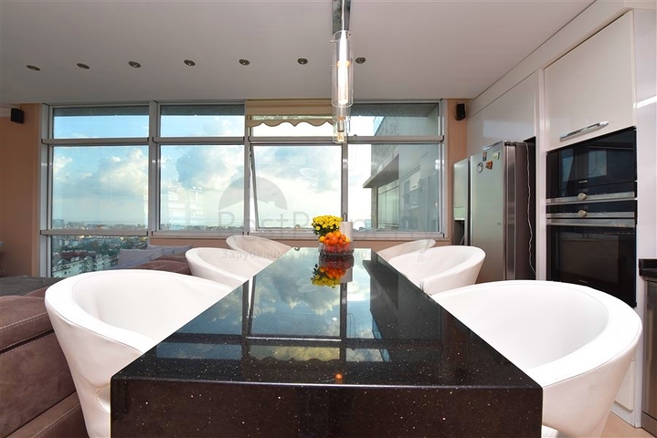 بنتهاوس في منطقة جيكجيلي مع إمكانية الحصول على الجنسية التركية