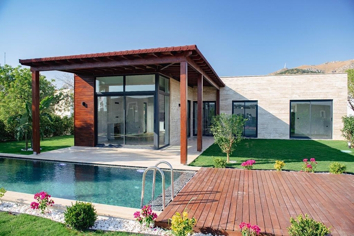 مجمع من المساكن والفيلات في موقع خلاب في منطقة غيوميوشليوك