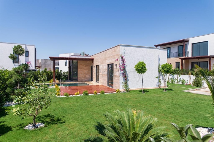 مجمع من المساكن والفيلات في موقع خلاب في منطقة غيوميوشليوك