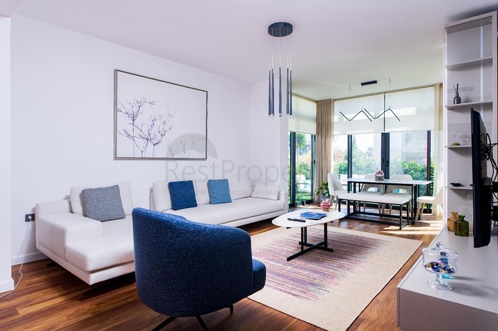 مجمع من المساكن والفيلات في موقع خلاب في منطقة غيوميوشليوك