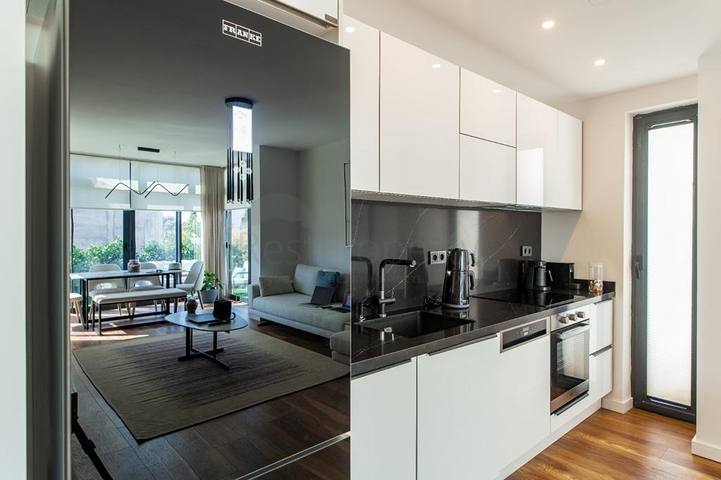 مجمع من المساكن والفيلات في موقع خلاب في منطقة غيوميوشليوك