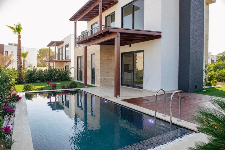 مجمع من المساكن والفيلات في موقع خلاب في منطقة غيوميوشليوك