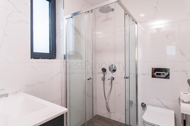 مجمع من المساكن والفيلات في موقع خلاب في منطقة غيوميوشليوك