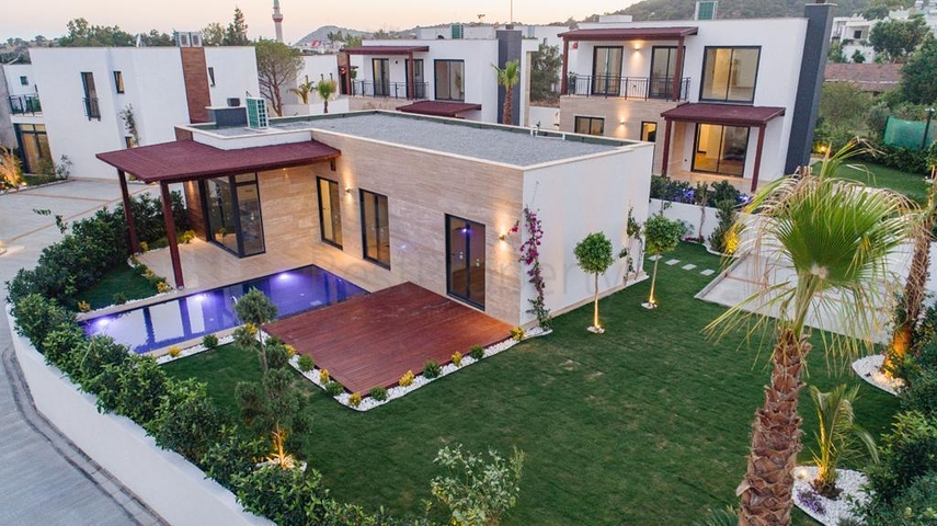 مجمع من المساكن والفيلات في موقع خلاب في منطقة غيوميوشليوك