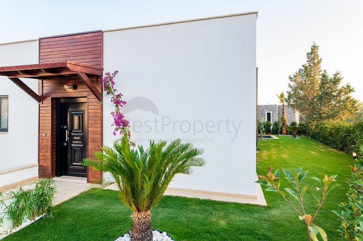 مجمع من المساكن والفيلات في موقع خلاب في منطقة غيوميوشليوك