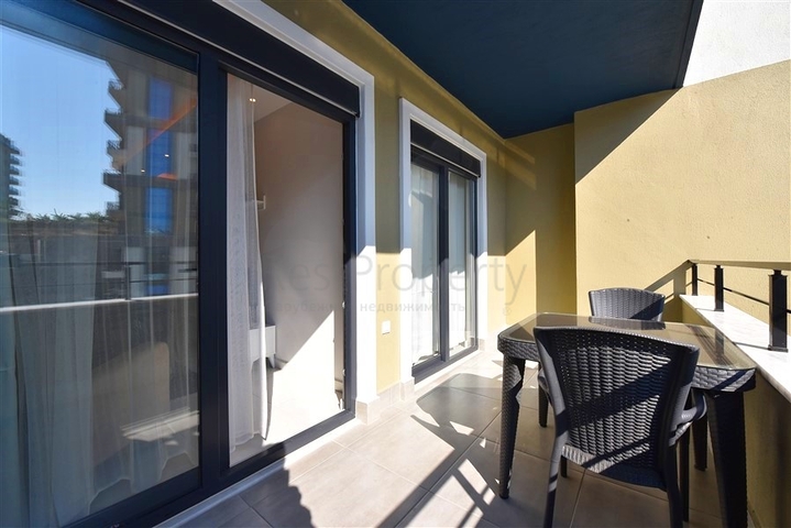 شقة جديدة 1+1 في محمودلار