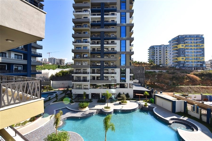 شقة جديدة 1+1 في محمودلار