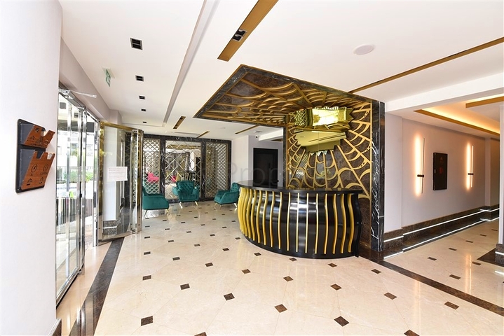 شقق 1+1 في مجمع فاخر