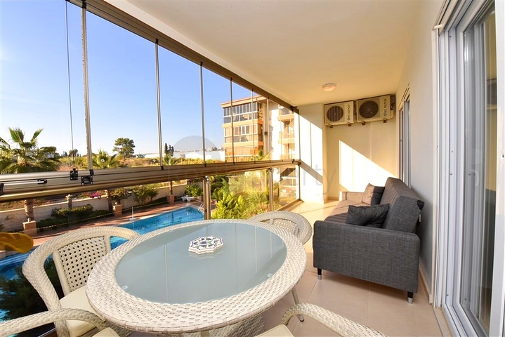 شقة 1+1 في أكثر المناطق السياحية في ألانيا-أفسالار 